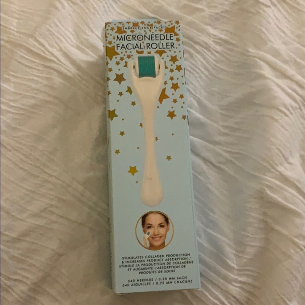 Microneedle Facial Roller